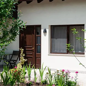 Tinamore Apartamento Otopeni